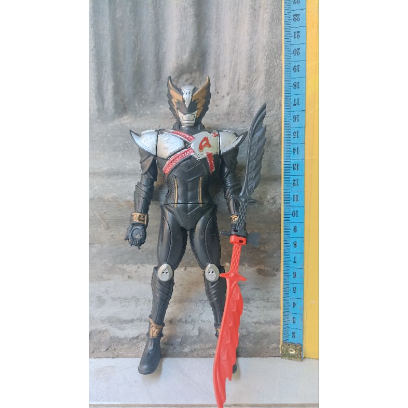 Figure bima x azazel kesatria garuda kamen rider indonesia
