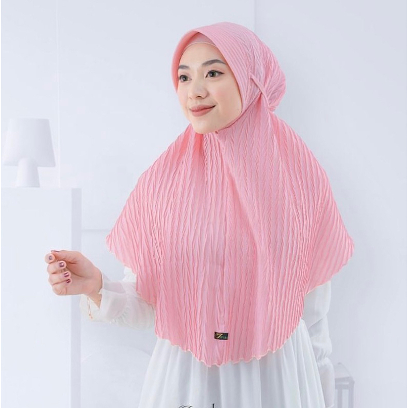 Plisket Hijab Biru Navy