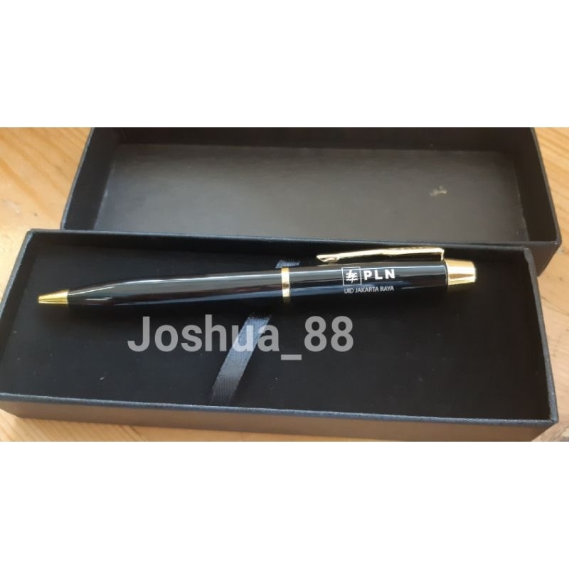 

Pulpen Parker Sonnet Black CG Custom Ukir Logo PLN Bisa Request Logo/Nama Sendiri