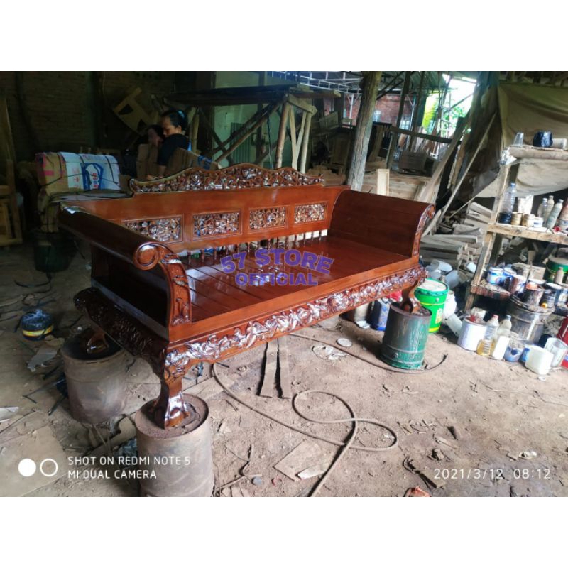 Bangku Panjang/ Bale Bale Untuk Santai Ukir Jati Jepara