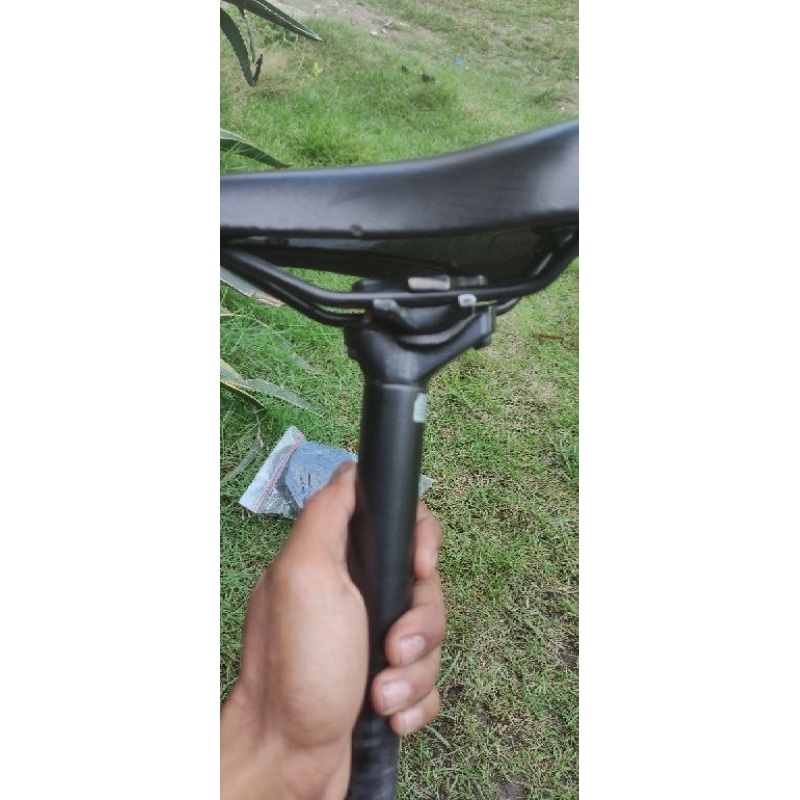 seatpost entity sport 27.2 dan sadel selle Royal second siap pakai