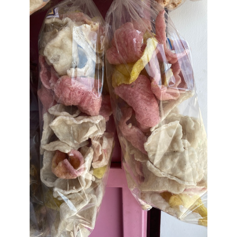 

Kerupuk melarat gurih manis
