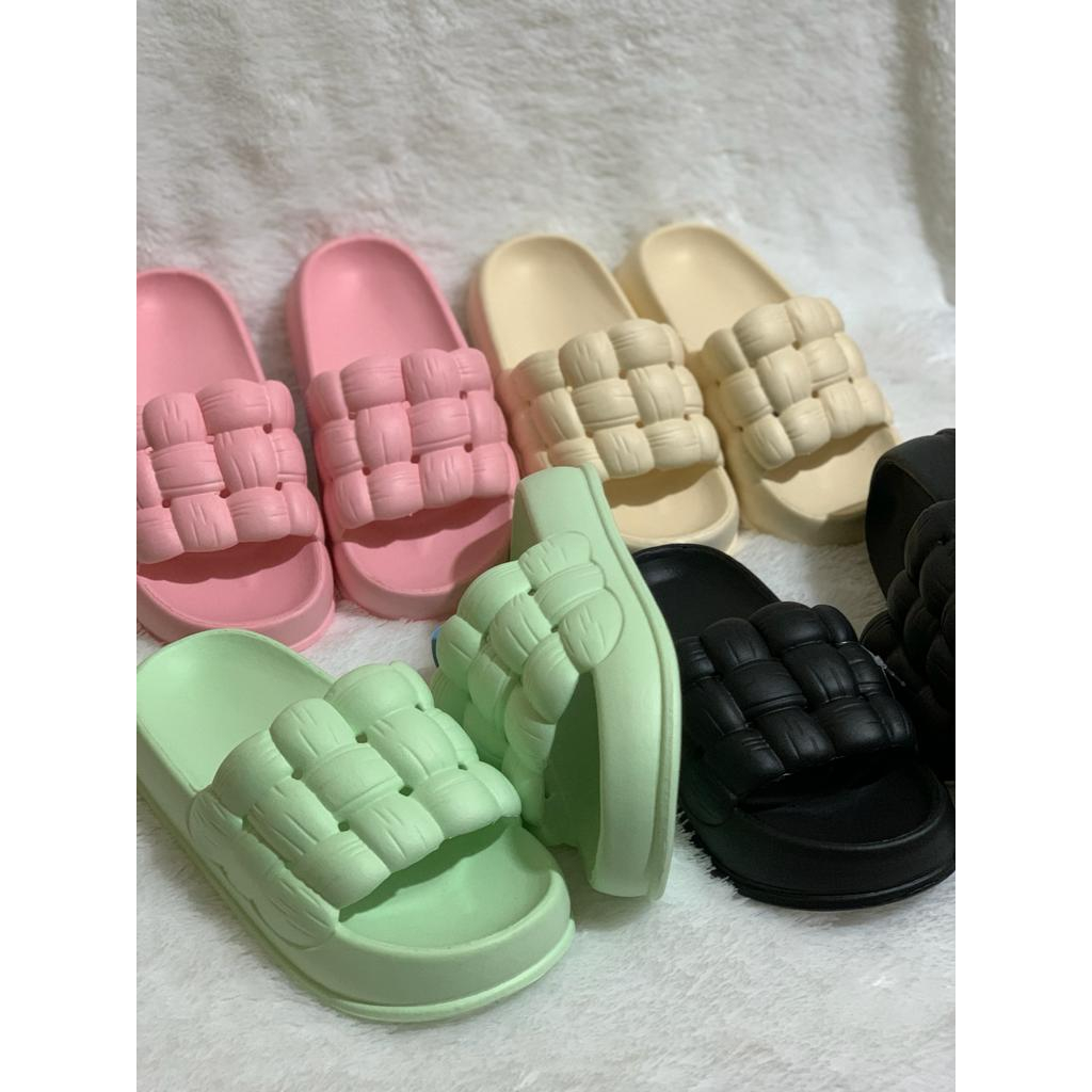 Terlaris Yomi Sandal Wanita Jelly Korean 358 Slipper Bahan Karet Tebal Empuk Motif Webbing Super