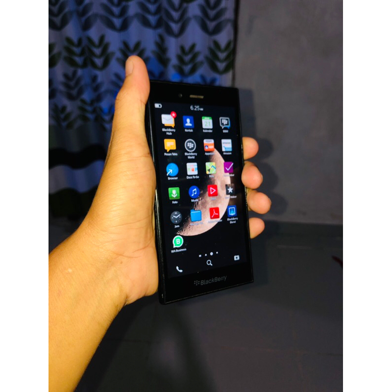 BlackBerry Z3