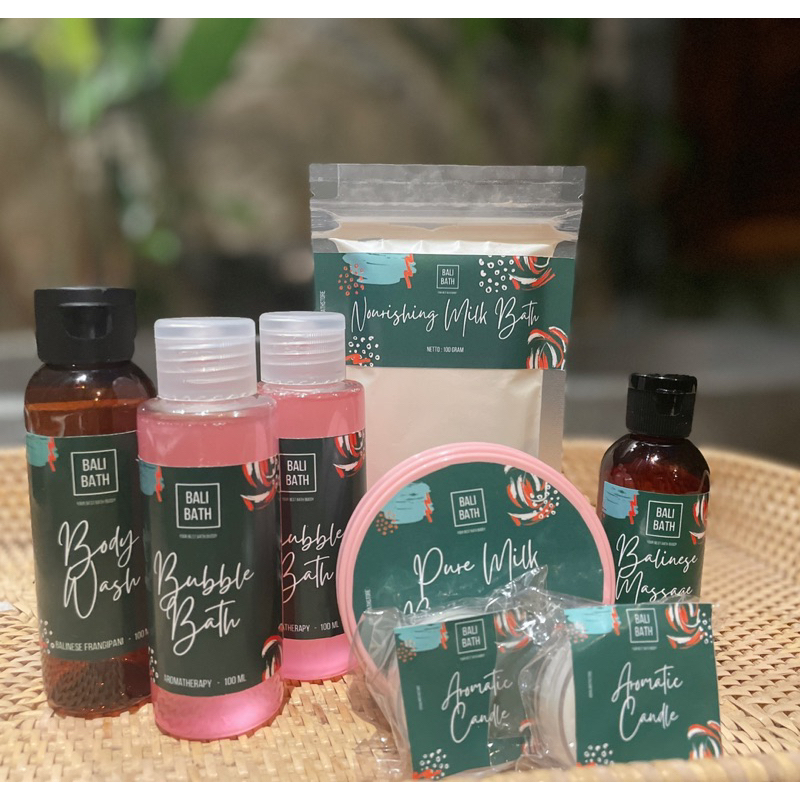 Bali Bath Gift Set Honeymoon Villa Bali - Paket Honeymoon Eksklusif untuk Pasangan: Bubble Bath Mand