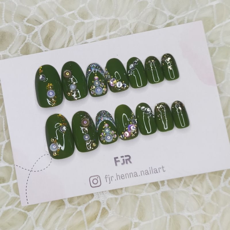 nail art army - kuku palsu warna hijau army