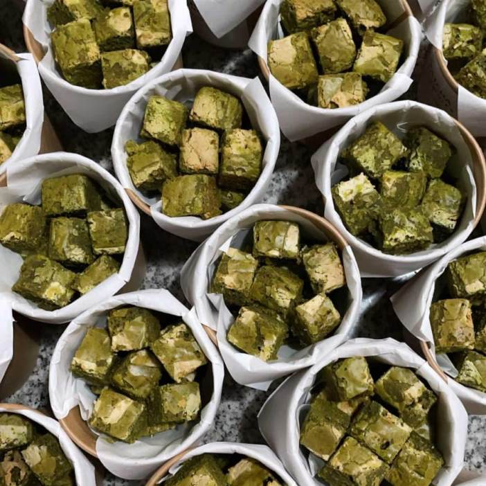 

brownies bites matcha / kue kering Bronis