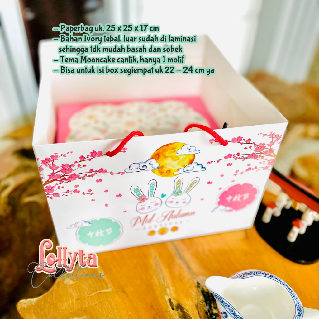 

Paperbag Mooncake uk. 25 x 25 x 17 cm Motif Rabbit Pastel