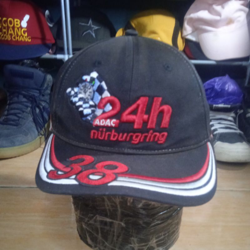topi balap adac