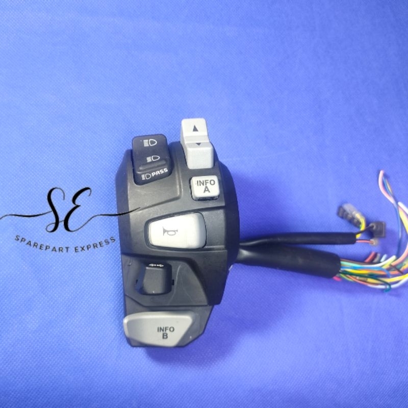 SAKLAR HOLDER KIRI MOGE HONDA FORZA 250CC NEW ORIGINAL