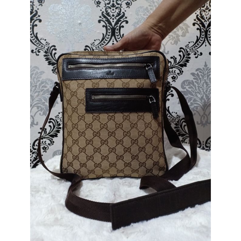 Preloved tas selempang cowok GUCCI  mulus