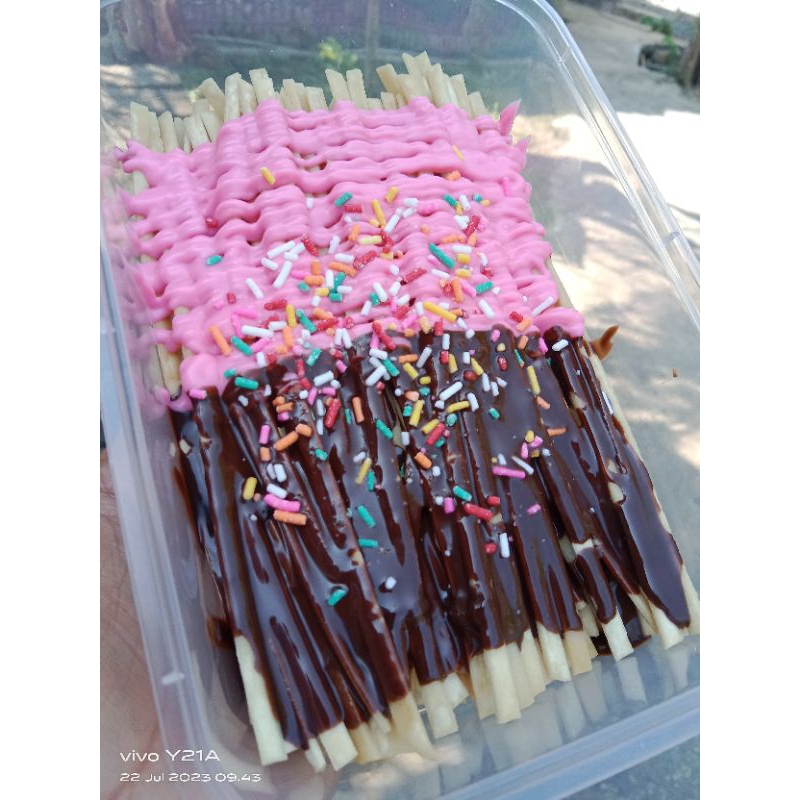 

Mie Lidi Viral!! Rasa Strawberry Coklat