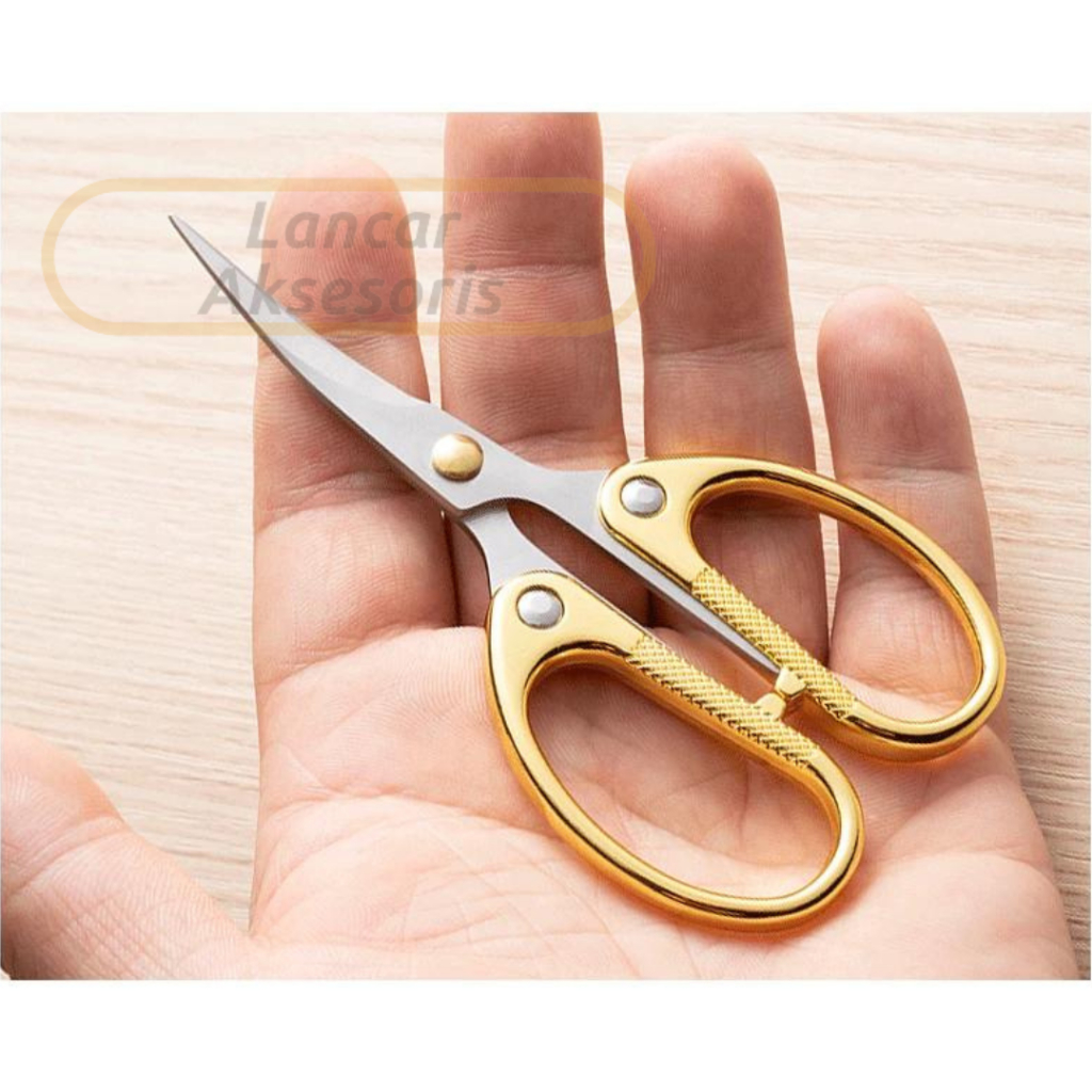 

Gunting Tajam Ujung Lengkung High Quality Serbaguna Multifungsi / Gunting Aplikasi Bordir /
