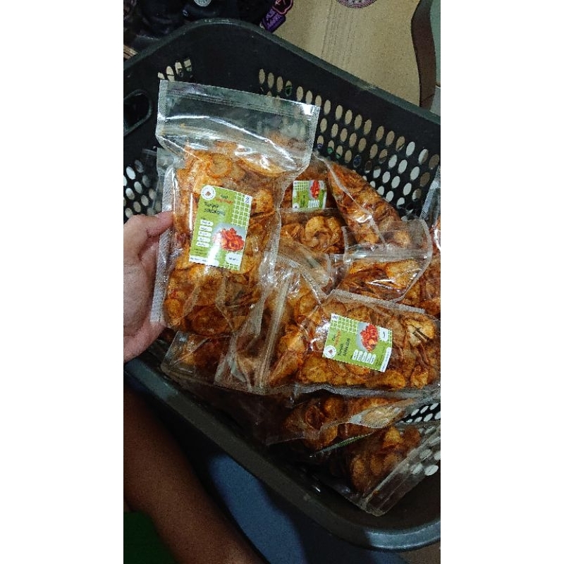 

kripik singkong pedas manis