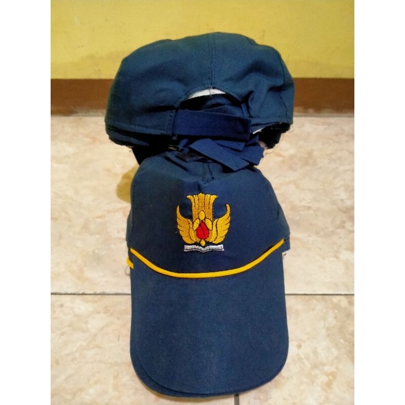 Topi SMP Bordir