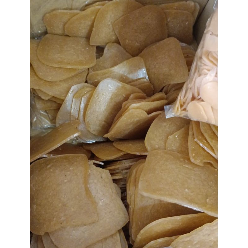

Kerupuk udang bentuk bulan sabit 250gr