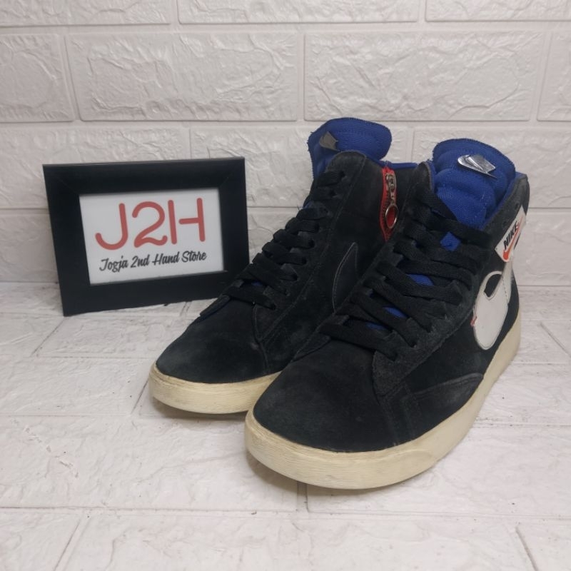 Sepatu Nike Blazer Mid Rebel Deep Royal Black Size 40 In Sole 25,5cm Made in China Warna Hitam Putih