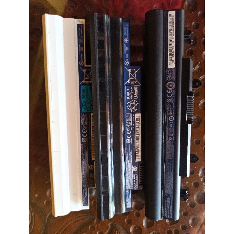 BATERAI BEKAS LAPTOP RUSAK