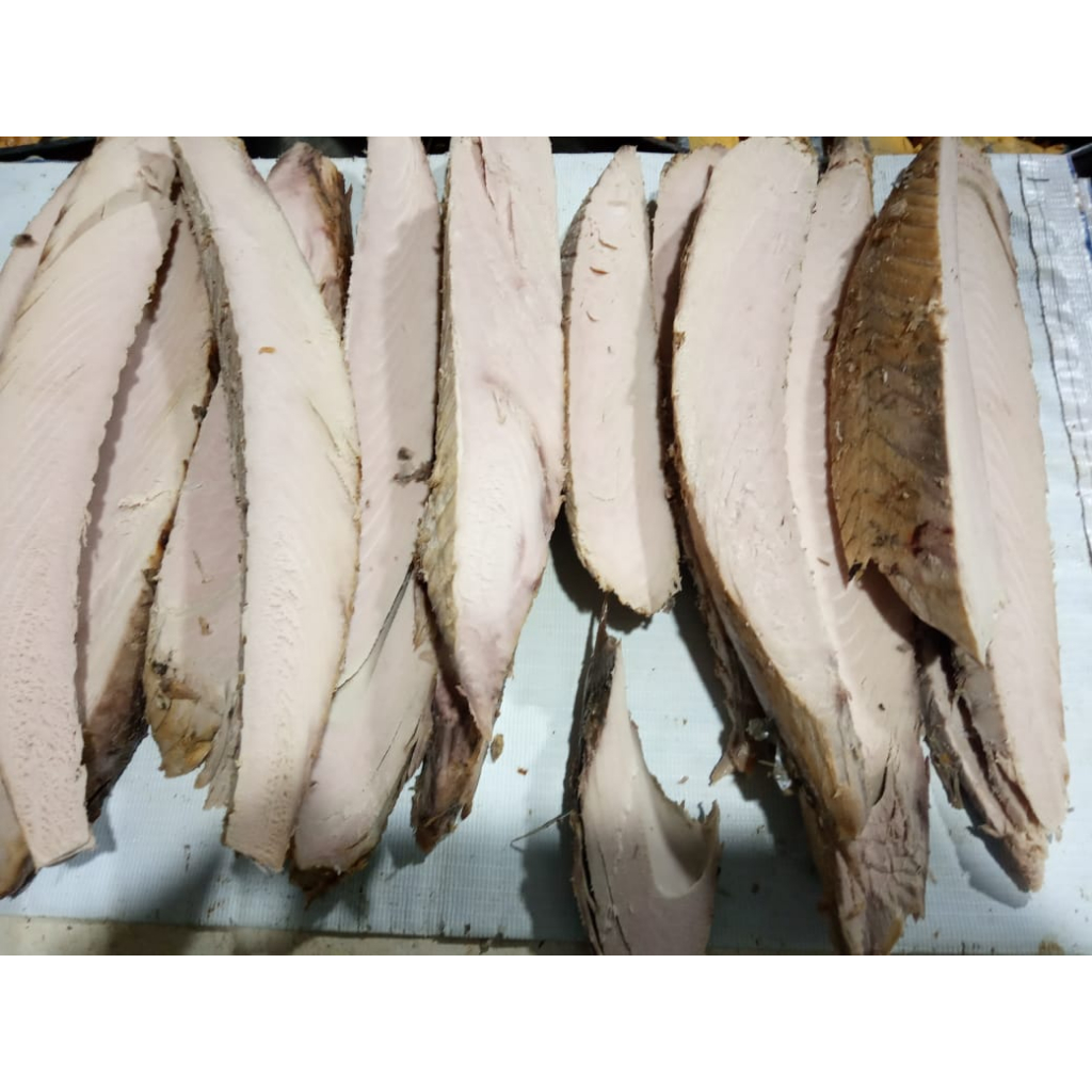 

Pindang Tongkol Tiga Saudara Pasar Kosambi Bandung (per 100 gram)