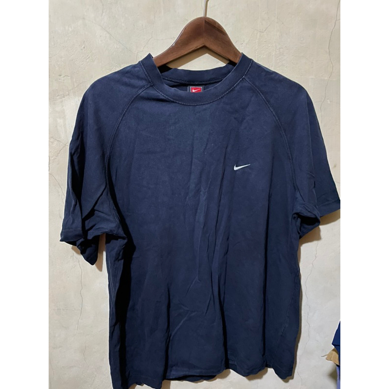 nike original logo tshirt