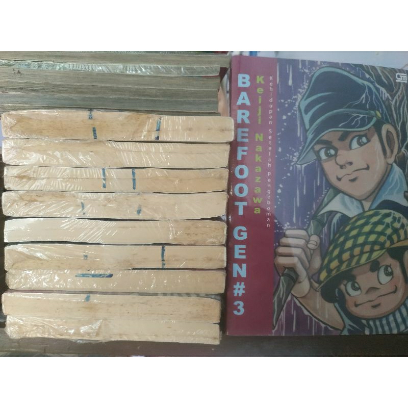 Komik barefoot gen cuci gudang