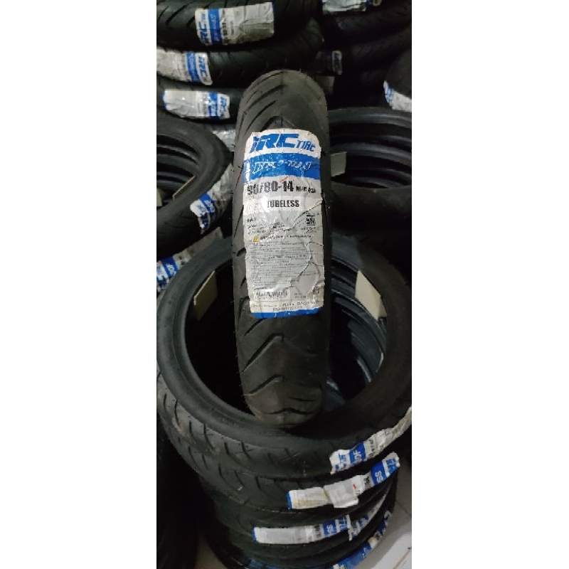 ban luar IRC 90/80-14 reborn tubeless