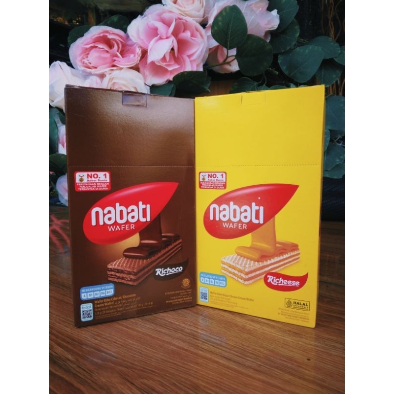 

Richeese Nabati Wafer keju/cokelat 1 Pak Isi 20 Pcs X 6 Gram