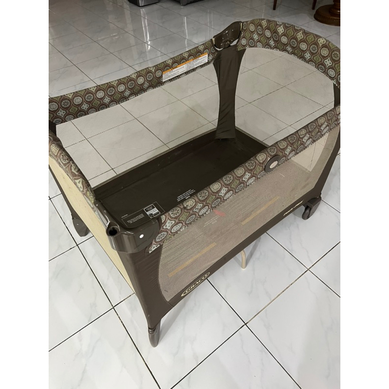 Preloved graco baby box