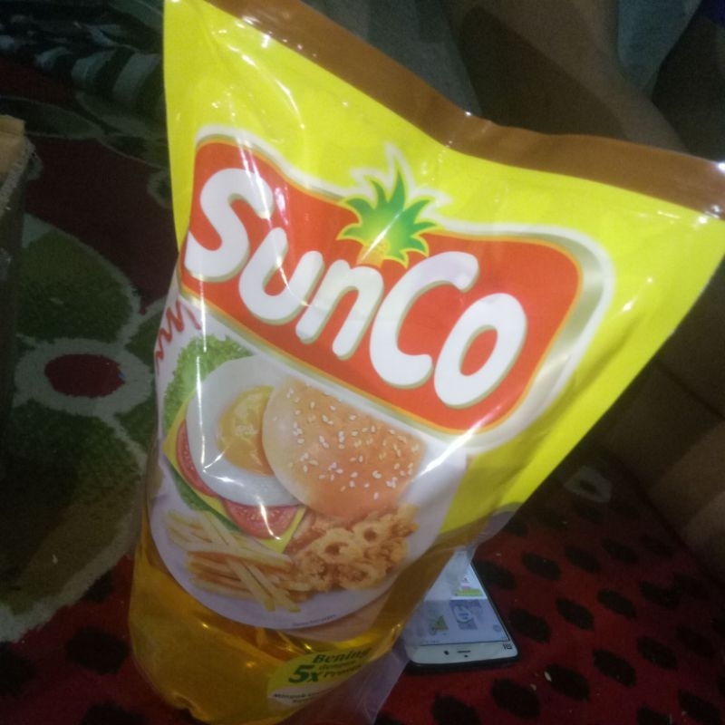 

minyak goreng sunco 2 liter / minyak goreng berkualitas / minyak goreng sunco / minyak goreng 2 liter