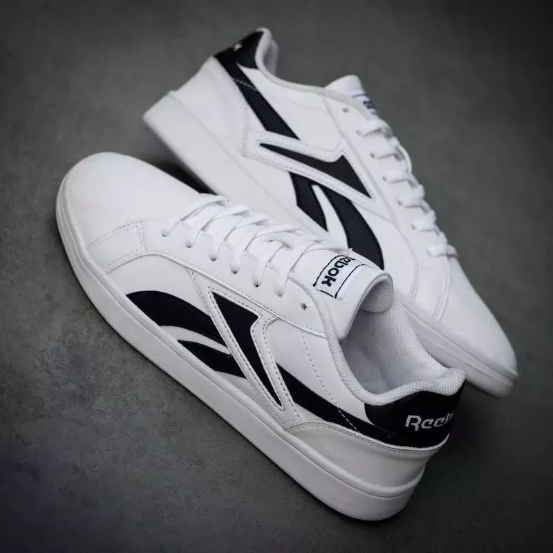 SEPATU CASUAL REEbok PRIA WANITA