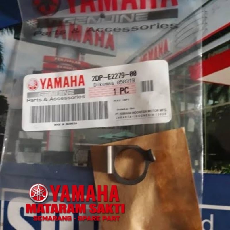 RING PLAT AS PELATUK TEMPLAR VVA AEROX 155 NMAX NEW OLD ORIGINAL YAMAHA (2DP-E2279-00)