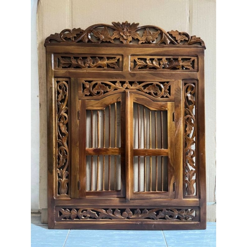 Hiasan Dinding Jendela Krepyak kayu ukuran 90 x 70 cm