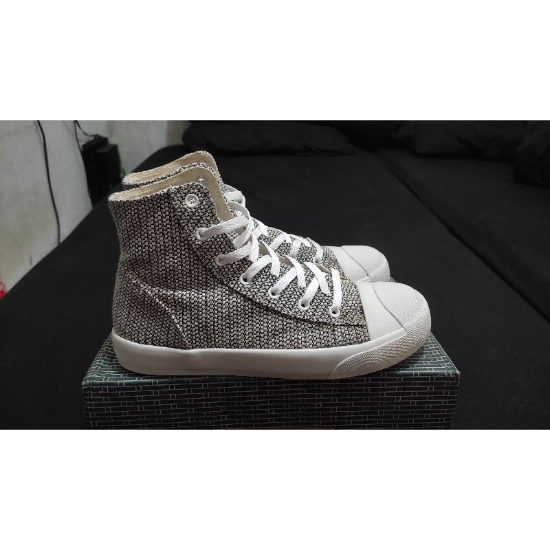 Sepatu Rafheoo Sashiko Hi