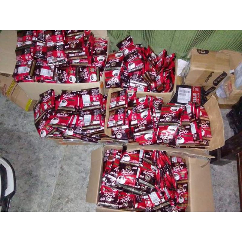 

Kopi Kapal Api hitam mini 1renteng isi 10pcs