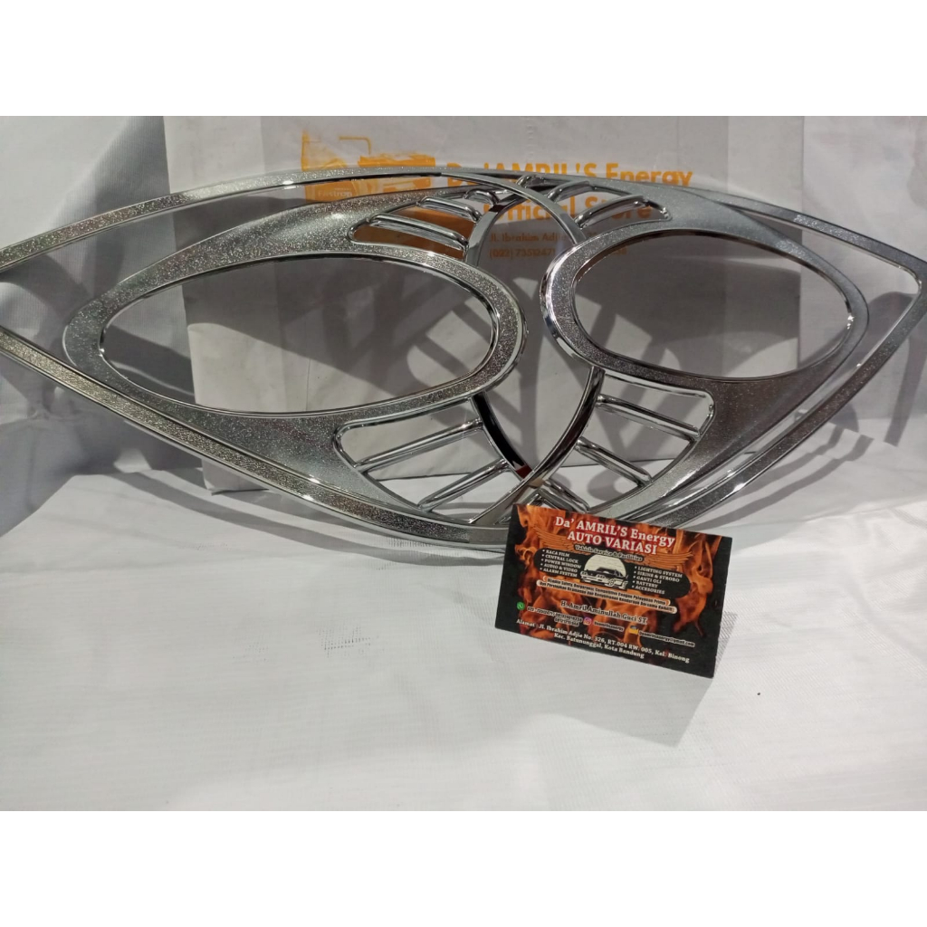 GARNISH DEPAN AVANZA LAMA