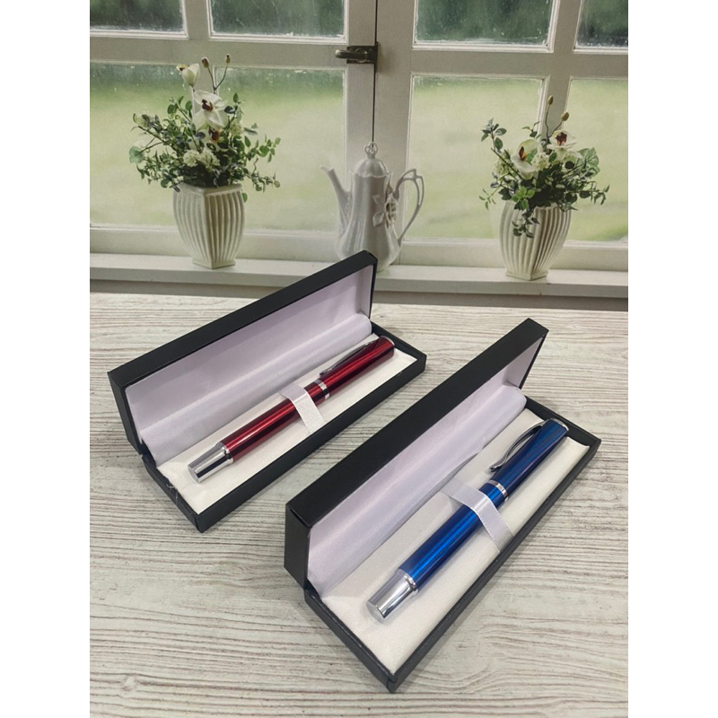 

Gratis Custom nama | Laser Cetak Custom Nama plus Kotak Box Elegan | Bolpoin Gel Bonus Nama dan Kotak Box | Pen Promosi
