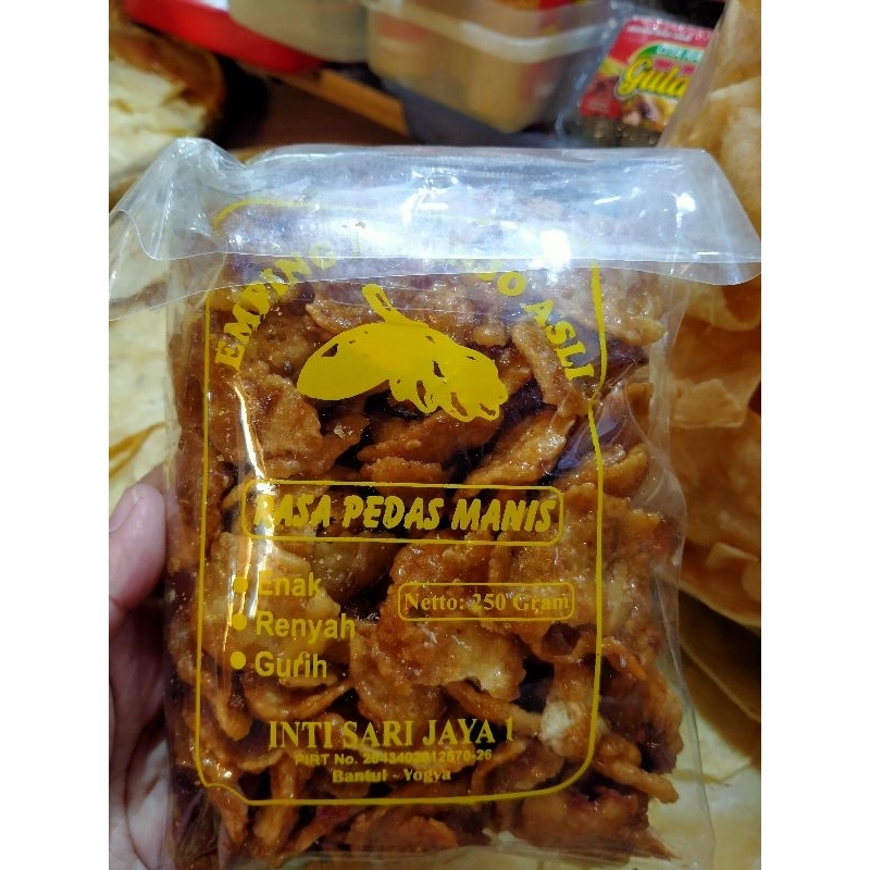 Craft Ceedar Emping Melinjo Pedas Manis Asli Jogja 250 Gram