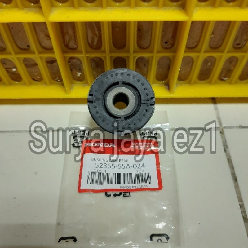 Bushing Arm Knukle Kenakel Belakang Bawah Honda Stream Tahun 2002 2003 2004 2005 2006