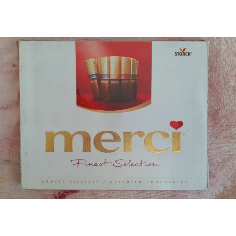 

Storck Red Merci Chocolate