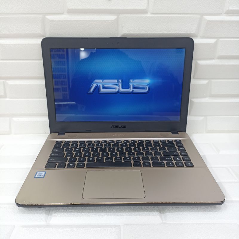 LAPTOP ASUS VIVOBOOK 14 X441UAR INTEL CORE I3-7020U 4GB SSD 256GB
