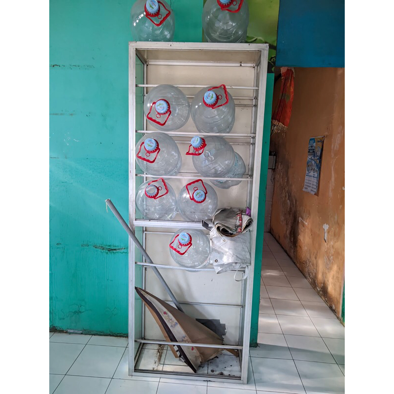 Hiasan Furniture Galon Mini Bekas