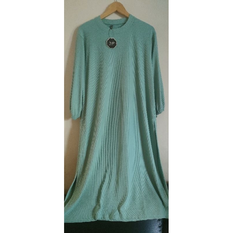 MIDI DRESS KNIT BY AQUILA