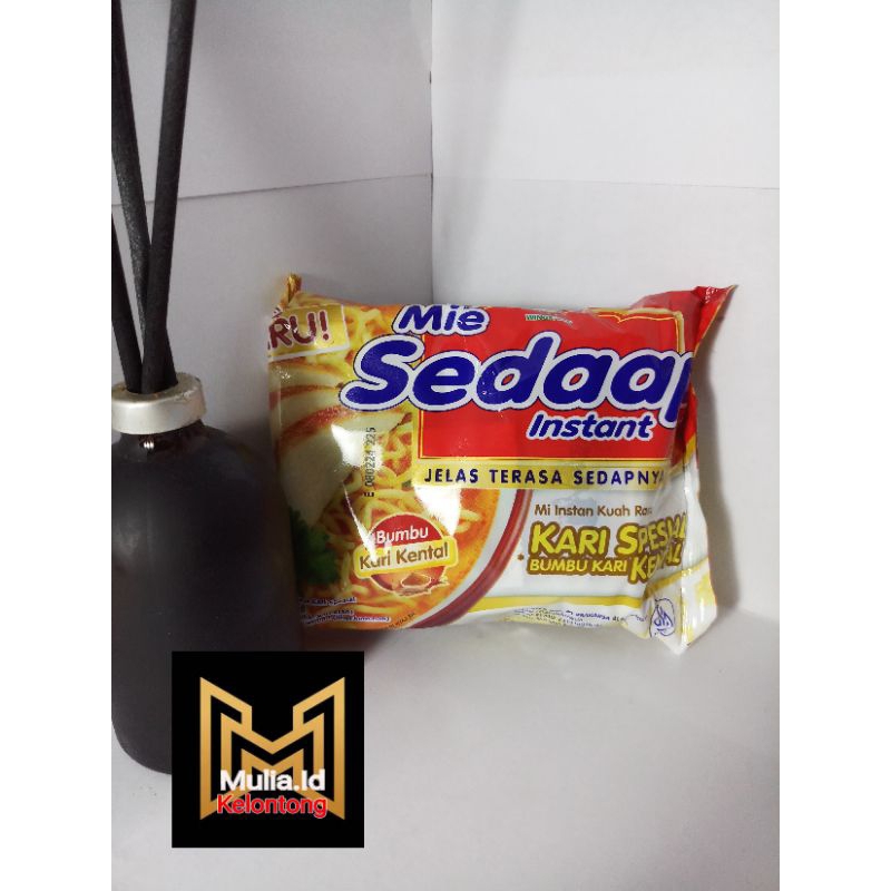 

Mie Sedap Kari Spesial