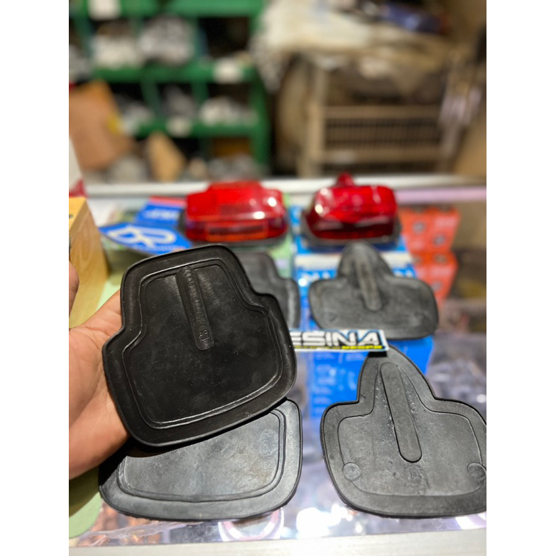 karet lampu stoplamp belakang Vespa super sprint vbb 61 65 66