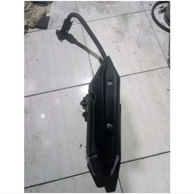 knalpot + arm new vario 125/150 satu paket kode k60 knalpot yah original