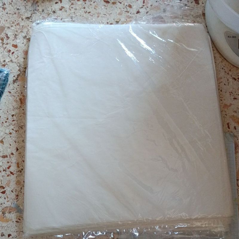 

Kertas nasi putih polos