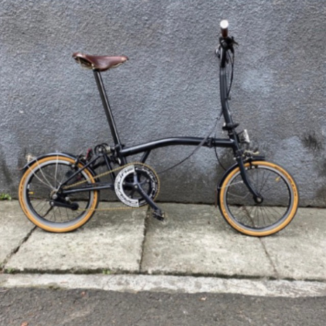 SEPEDA LIPAT BROMPTON M6L BLACK IN BLACK EDITION.