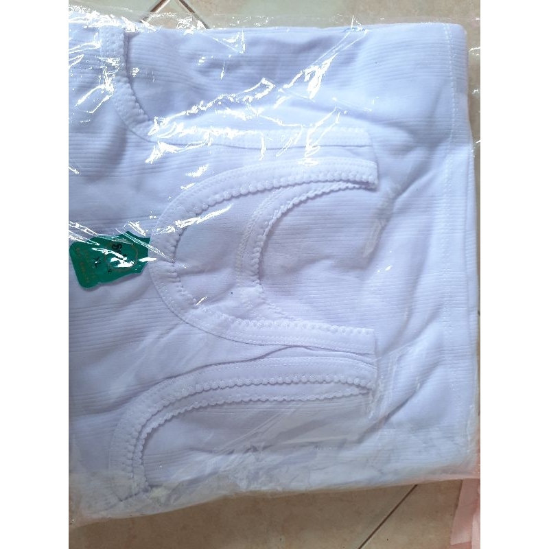 kaos Hings putih / kaos dalam putih
