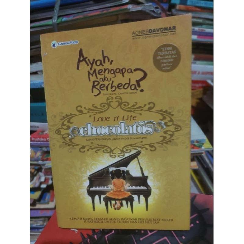 Ayah Mengapa Aku Berbeda