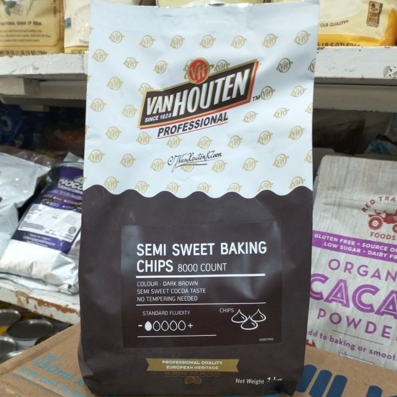 

van houten semi sweet baking chips 1kg